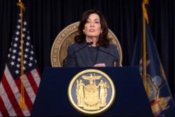 Click image for larger version

Name:	id5556010-Kathy-Hochul-1080x720-1.jpg
Views:	0
Size:	69.4 KB
ID:	2382349